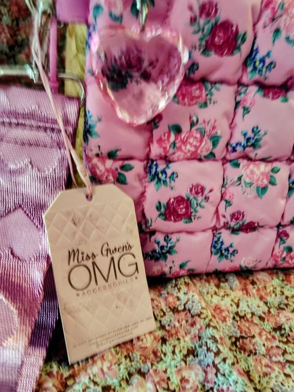 NWT Miss Gwen's OMG Accessories Floral Makeup Pouch, Strap, Heart Charm
